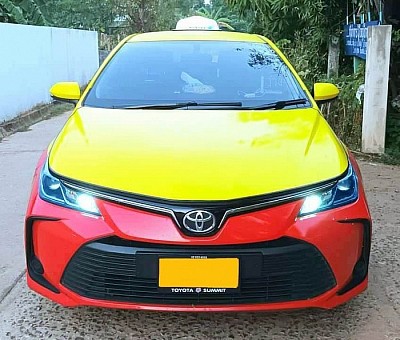 แท็กซี่ร้อยเอ็ด แท็กซี่สนามบินร้อยเอ็ด Airport Roi-Et Taxi แท็กซี่บขสร้อยเอ็ด จองแท็กซี่ร้อยเอ็ด Book Taxi เรียกแท็กซี่ร้อยเอ็ด เบอร์โทรแท็กซี่ร้อยเอ็ด ศูนย์แท็กซี่ร้อยเอ็ด แท็กซี่ขนาดใหญ่ 7 ที่นั่ง เหมาแท็กซี่ร้อยเอ็ด ไปต่างจังหวัด แท็กซี่มิเตอร์ร้อยเอ็ด